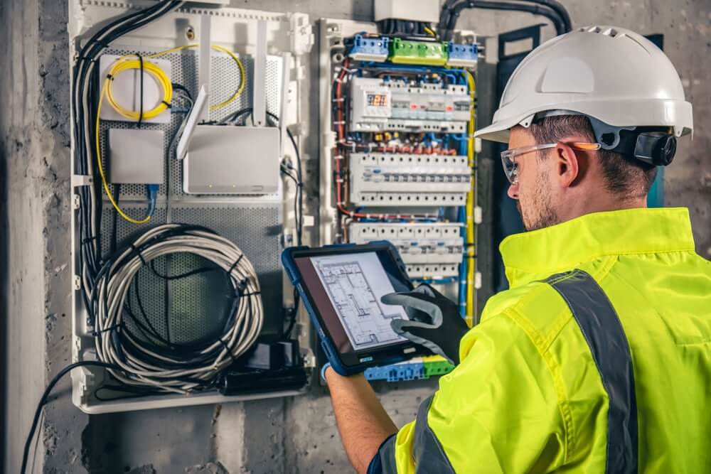 electrical engineer